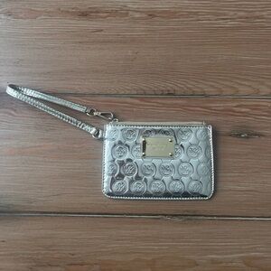 Michael Kors MK Jet Set Mono Mirror Wristlet in Metallic Gold